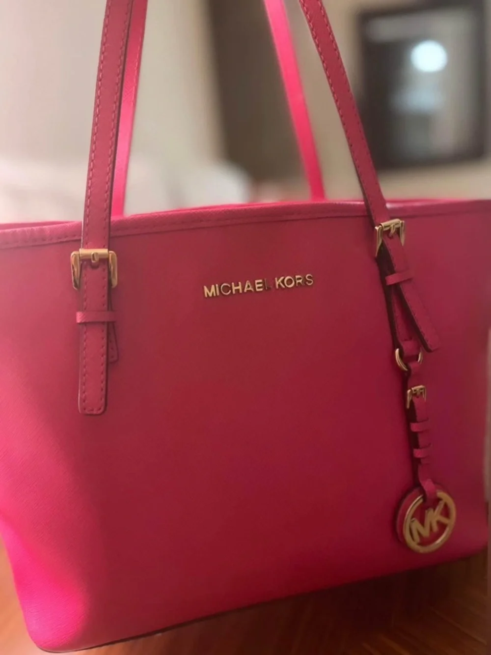 Michael Kors Fuchsia Saffiano Leather Tote with Gold Hardware - Picture 3 of 6